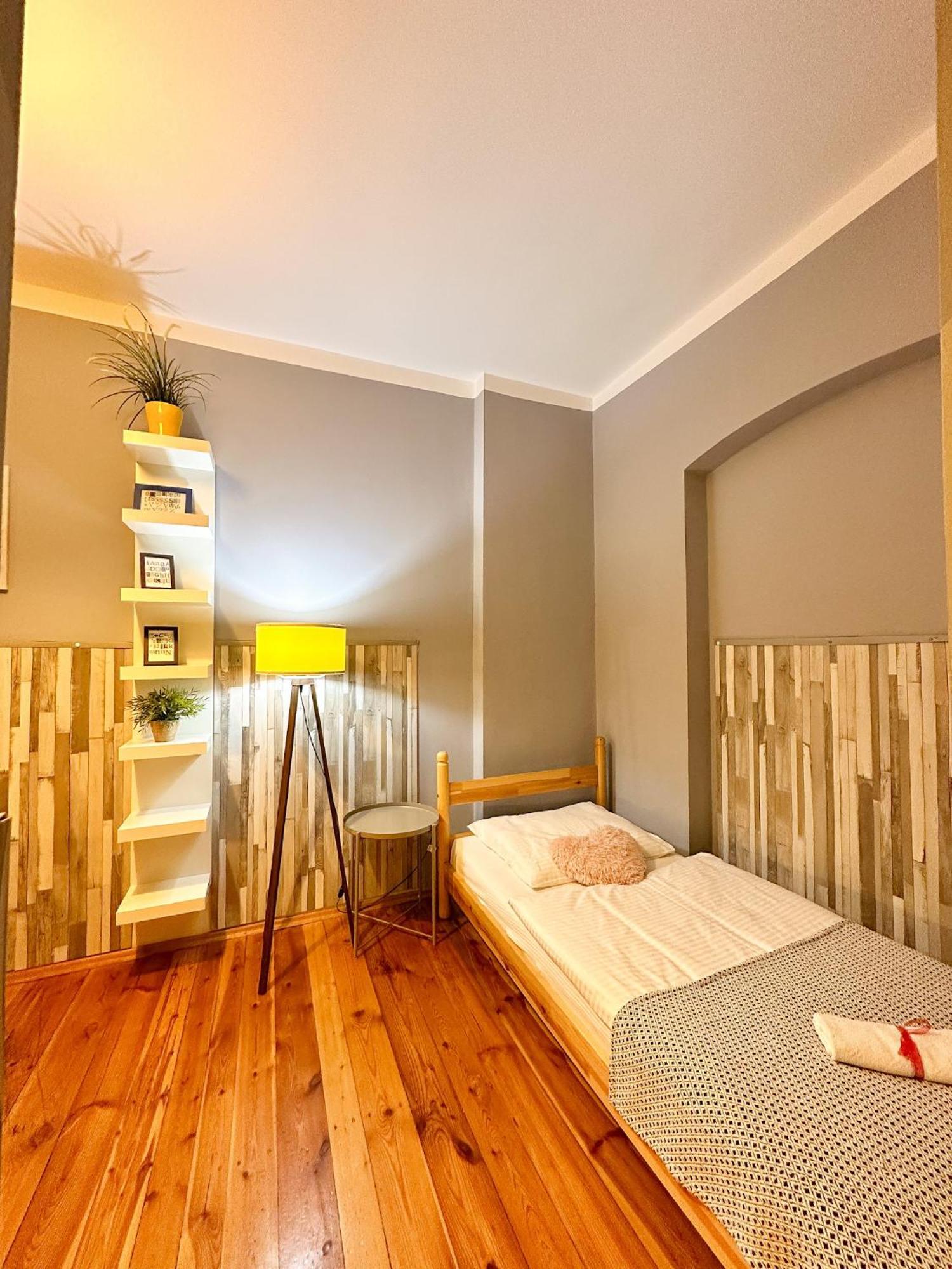 Explorer B&B Old Town Rooms & Apartment #Don'T Be A Tourist, Be An Explorer! Πόζναν Εξωτερικό φωτογραφία