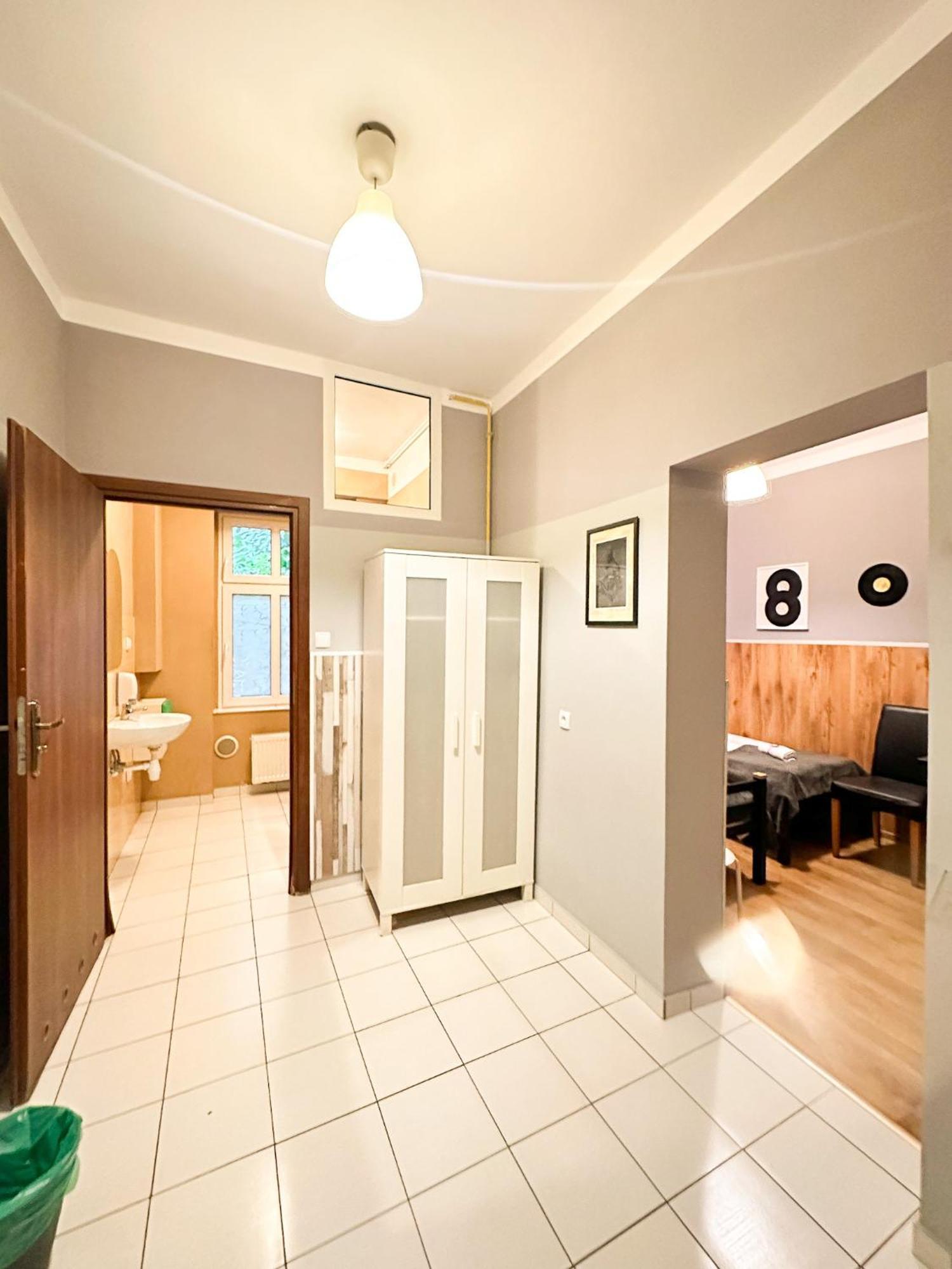 Explorer B&B Old Town Rooms & Apartment #Don'T Be A Tourist, Be An Explorer! Πόζναν Εξωτερικό φωτογραφία