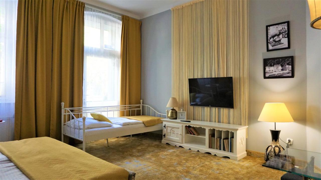 Explorer B&B Old Town Rooms & Apartment #Don'T Be A Tourist, Be An Explorer! Πόζναν Εξωτερικό φωτογραφία